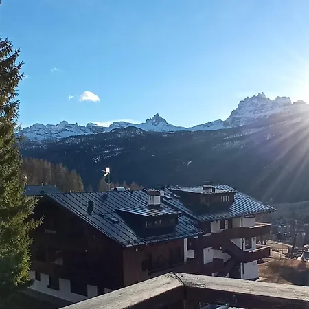 Appartement Panorama Mozzafiato à Cortina dʼAmpezzo Extérieur photo